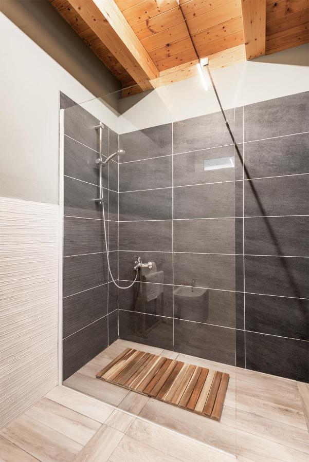 Casa Langhe Apartment Roddi ภายนอก รูปภาพ